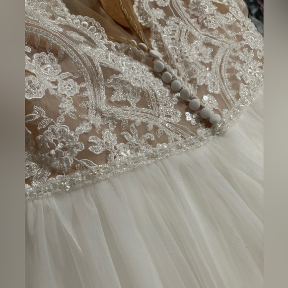 Maggie Sottero Wedding Gown size 22 - Picture 4 of 6